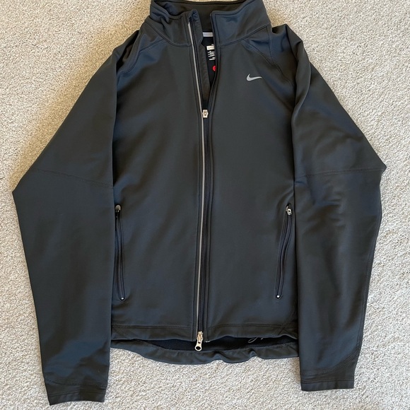 Nike zip up jacket - Picture 6 of 14